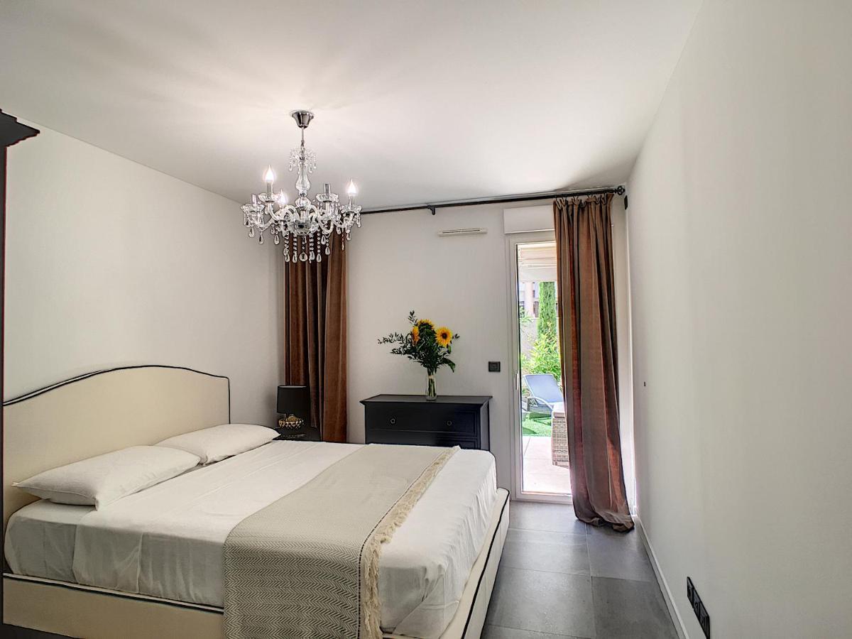 Palm Beach Apartment With A Pool In The Residence Cannes Dış mekan fotoğraf