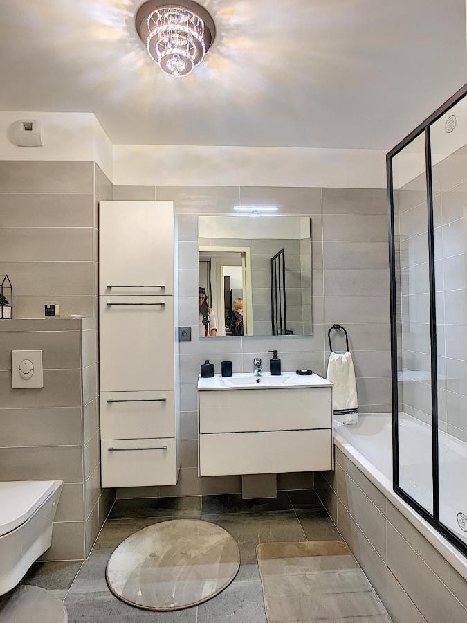 Palm Beach Apartment With A Pool In The Residence Cannes Dış mekan fotoğraf